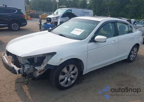 2008 Honda Accord 2.4 Ex-L z USA, uszkodzony, nr VIN 1HGCP26808A067058